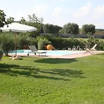 Casa de Férias Terra Sessana E Trullo Con Piscina Privata