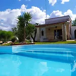 Terra Sessana E Trullo Con Piscina Privata Casa de Férias Ostuni