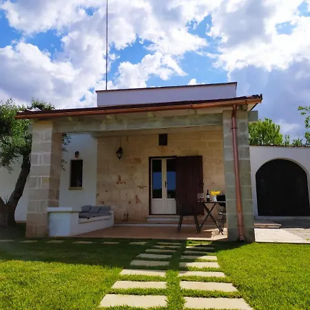 Casa de Férias Terra Sessana E Trullo Con Piscina Privata Ostuni