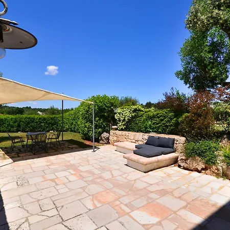 펜션 Terra Sessana E Trullo Con Piscina Privata *