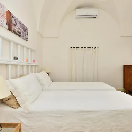 Holiday home Terra Sessana E Trullo Con Piscina Privata