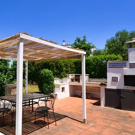 Terra Sessana E Trullo Con Piscina Privata Ostuni
