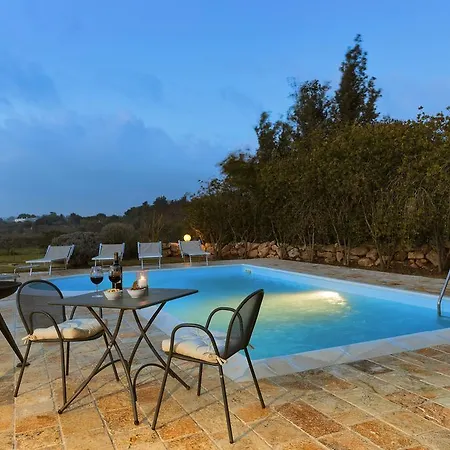 Terra Sessana E Trullo Con Piscina Privata Holiday home *